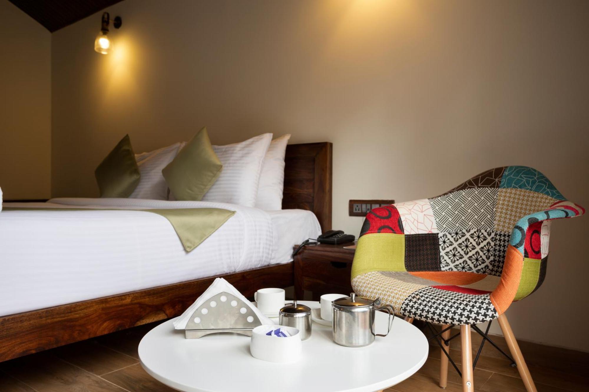Stone Wood Premier Gokarna Hotel Gokarna  Eksteriør billede