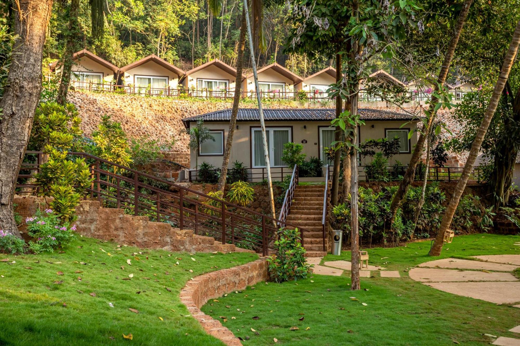 Stone Wood Premier Gokarna Hotel Gokarna  Eksteriør billede