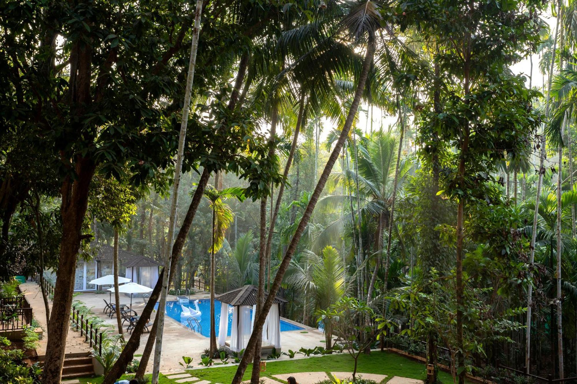 Stone Wood Premier Gokarna Hotel Gokarna  Eksteriør billede