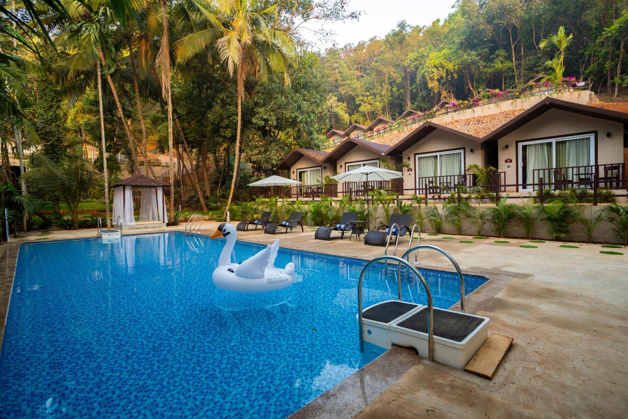 Stone Wood Premier Gokarna Hotel Gokarna  Eksteriør billede