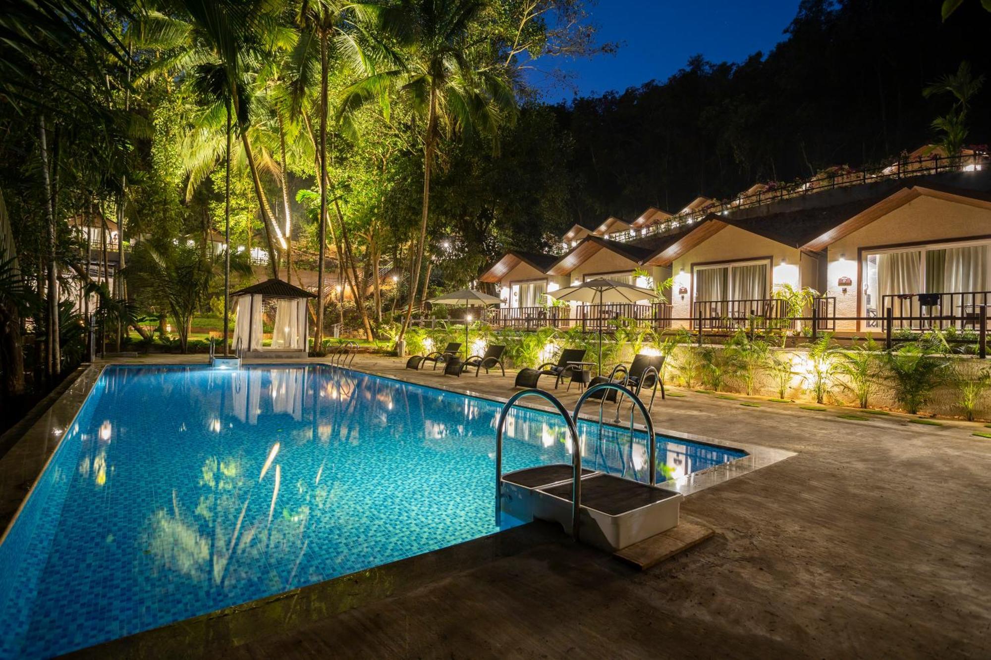 Stone Wood Premier Gokarna Hotel Gokarna  Eksteriør billede