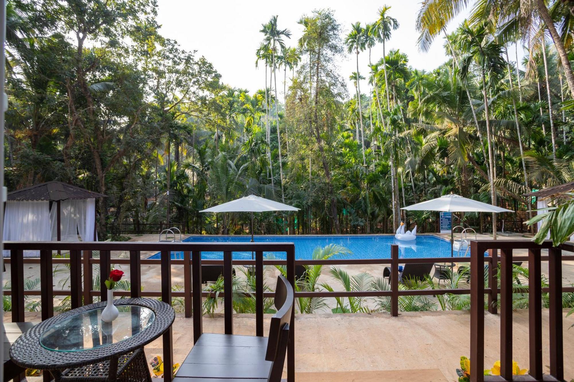 Stone Wood Premier Gokarna Hotel Gokarna  Eksteriør billede