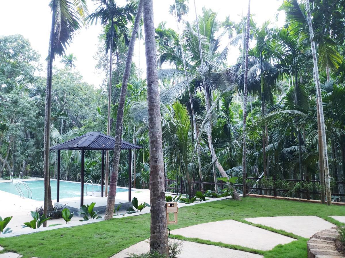 Stone Wood Premier Gokarna Hotel Gokarna  Eksteriør billede