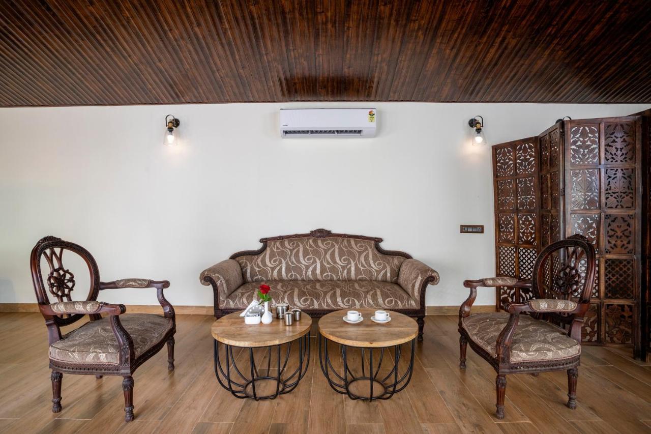 Stone Wood Premier Gokarna Hotel Gokarna  Eksteriør billede