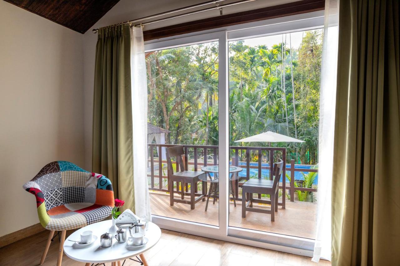 Stone Wood Premier Gokarna Hotel Gokarna  Eksteriør billede